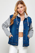 Load image into Gallery viewer, Women's Denim  Jacket with Fleece Hoodies