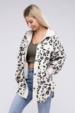 Load image into Gallery viewer, Vintage Washed Leopard Corduroy Buttoned Jacket
