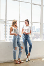 Load image into Gallery viewer, Super High Rise Distressed Relaxed Straight Jeans
