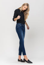 Load image into Gallery viewer, MID RISE RAW HEM CROP SKINNY
