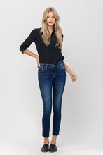 Load image into Gallery viewer, MID RISE RAW HEM CROP SKINNY
