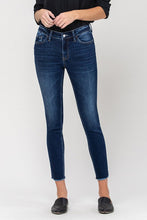 Load image into Gallery viewer, MID RISE RAW HEM CROP SKINNY
