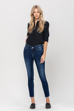 Load image into Gallery viewer, MID RISE RAW HEM CROP SKINNY
