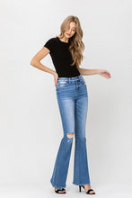 Load image into Gallery viewer, High Rise Flare W/Flare Detail Jeans
