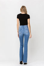 Load image into Gallery viewer, High Rise Flare W/Flare Detail Jeans
