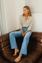 Load image into Gallery viewer, High Rise Vintage Flare Jeans
