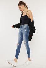 Load image into Gallery viewer, High Rise Fray Hem Ankle Skinny
