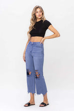 Load image into Gallery viewer, 90&quot;s Vintage Crop Flare Jeans
