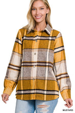 Load image into Gallery viewer, Yarn Dyed Plaid Shacket
