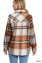 Load image into Gallery viewer, Yarn Dyed Plaid Shacket
