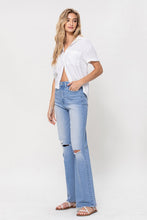 Load image into Gallery viewer, High Rise Vintage Flare Jeans
