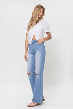 Load image into Gallery viewer, High Rise Vintage Flare Jeans
