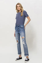 Load image into Gallery viewer, Stretch Mom Jeans w/ Spatter Detail and Cuff
