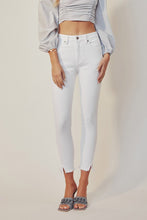 Load image into Gallery viewer, HIGH RISE ANKLE SKINNY WHITE JEANS-KC8604WT
